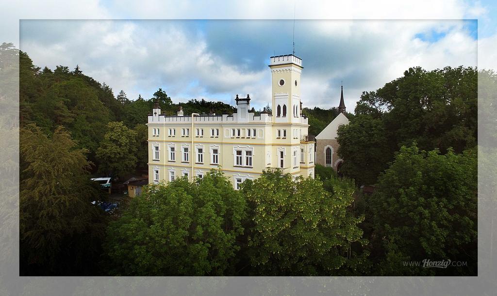 Hotel Stekl - Hruba Skala Exterior photo